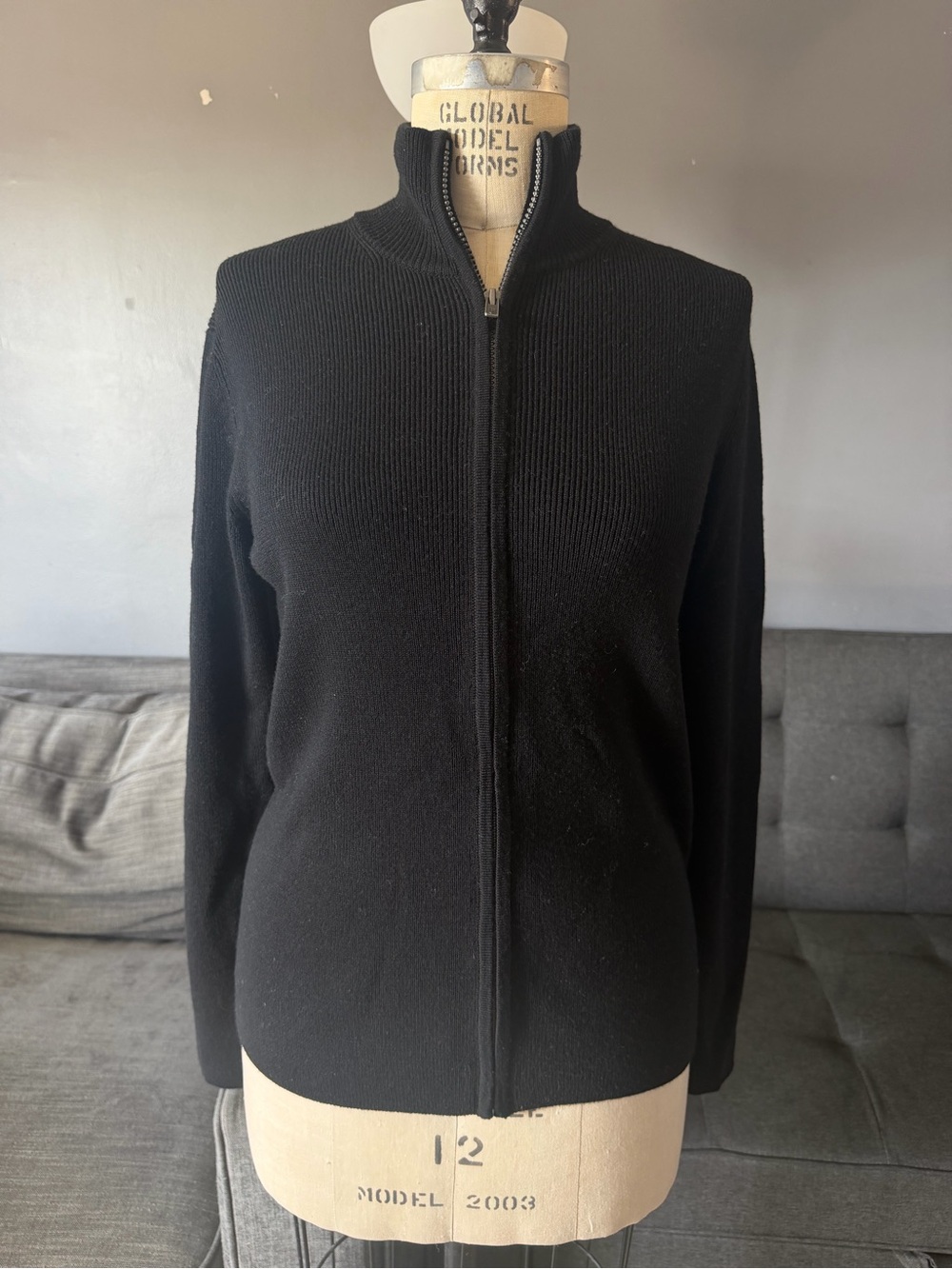 Men’s VICTORINOX Wool Full Zip Sweater Size Small